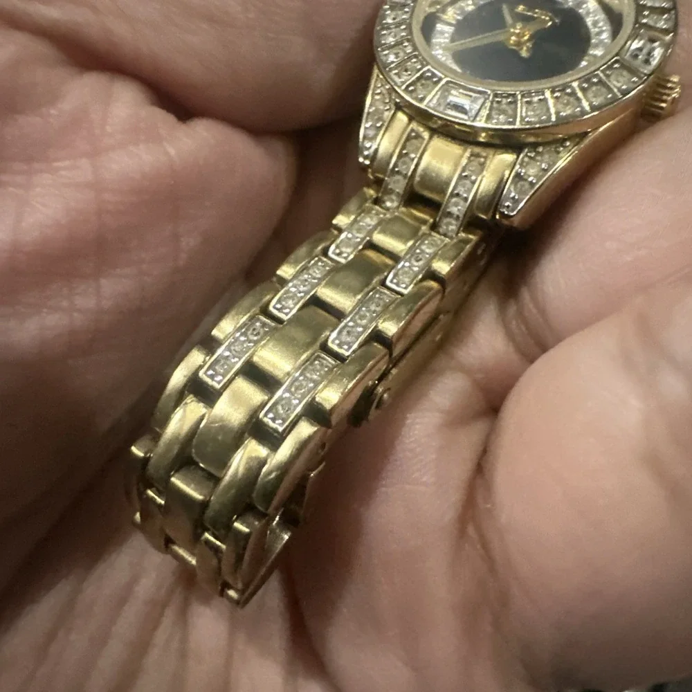 Working Vintage Elgin Dainty Ladies Gold Tone Crystals Watch 22mm Fit 5.5in